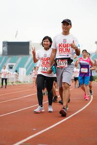 BIB: 162, 1619, 5681
                            <button type="button" onclick="openModal(6026811)" class="btn btn-primary btn-sm float-right btn-popup" data-toggle="modal" data-target=".modal-high-quality">
                        <i class="fas fa-shopping-cart"></i> Add to Cart
                    </button>
                                            <button type="button" onclick="isThisMe(6026811, true)" class="btn btn-success btn-sm float-right btn-popup btn-isme hidden" data-toggle="tooltip" data-placement="bottom" title="นี่คือรูปของคุณใช่ไหม คลิกที่นี่เพื่อเอาเข้าอัลบั้ม">
                        <i class="fas fa-plus"></i> Add to album
                    </button>
                    <button type="button" onclick="isThisMe(6026811, false)" class="btn btn-warning btn-sm float-right btn-popup btn-isnotme hidden">
                        <i class="fas fa-ban"></i> Remove from album
                    </button>