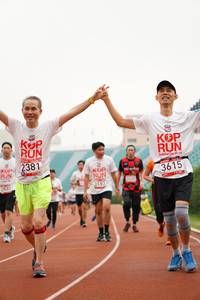 BIB: 2381, 019, 3187, 3615
                            <button type="button" onclick="openModal(6025078)" class="btn btn-primary btn-sm float-right btn-popup" data-toggle="modal" data-target=".modal-high-quality">
                        <i class="fas fa-shopping-cart"></i> Add to Cart
                    </button>
                                            <button type="button" onclick="isThisMe(6025078, true)" class="btn btn-success btn-sm float-right btn-popup btn-isme hidden" data-toggle="tooltip" data-placement="bottom" title="นี่คือรูปของคุณใช่ไหม คลิกที่นี่เพื่อเอาเข้าอัลบั้ม">
                        <i class="fas fa-plus"></i> Add to album
                    </button>
                    <button type="button" onclick="isThisMe(6025078, false)" class="btn btn-warning btn-sm float-right btn-popup btn-isnotme hidden">
                        <i class="fas fa-ban"></i> Remove from album
                    </button>