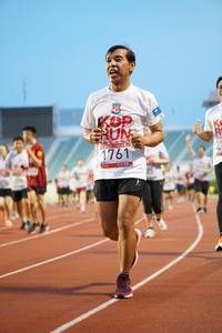 BIB: 1761
                            <button type="button" onclick="openModal(5934758)" class="btn btn-primary btn-sm float-right btn-popup" data-toggle="modal" data-target=".modal-high-quality">
                        <i class="fas fa-shopping-cart"></i> Add to Cart
                    </button>
                                            <button type="button" onclick="isThisMe(5934758, true)" class="btn btn-success btn-sm float-right btn-popup btn-isme hidden" data-toggle="tooltip" data-placement="bottom" title="นี่คือรูปของคุณใช่ไหม คลิกที่นี่เพื่อเอาเข้าอัลบั้ม">
                        <i class="fas fa-plus"></i> Add to album
                    </button>
                    <button type="button" onclick="isThisMe(5934758, false)" class="btn btn-warning btn-sm float-right btn-popup btn-isnotme hidden">
                        <i class="fas fa-ban"></i> Remove from album
                    </button>