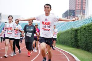 BIB: 3610, 1566, 8968, 314
                            <button type="button" onclick="openModal(5940996)" class="btn btn-primary btn-sm float-right btn-popup" data-toggle="modal" data-target=".modal-high-quality">
                        <i class="fas fa-shopping-cart"></i> Add to Cart
                    </button>
                                            <button type="button" onclick="isThisMe(5940996, true)" class="btn btn-success btn-sm float-right btn-popup btn-isme hidden" data-toggle="tooltip" data-placement="bottom" title="นี่คือรูปของคุณใช่ไหม คลิกที่นี่เพื่อเอาเข้าอัลบั้ม">
                        <i class="fas fa-plus"></i> Add to album
                    </button>
                    <button type="button" onclick="isThisMe(5940996, false)" class="btn btn-warning btn-sm float-right btn-popup btn-isnotme hidden">
                        <i class="fas fa-ban"></i> Remove from album
                    </button>