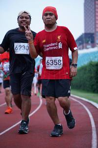 BIB: 6230, 6358
                            <button type="button" onclick="openModal(5935485)" class="btn btn-primary btn-sm float-right btn-popup" data-toggle="modal" data-target=".modal-high-quality">
                        <i class="fas fa-shopping-cart"></i> Add to Cart
                    </button>
                                            <button type="button" onclick="isThisMe(5935485, true)" class="btn btn-success btn-sm float-right btn-popup btn-isme hidden" data-toggle="tooltip" data-placement="bottom" title="นี่คือรูปของคุณใช่ไหม คลิกที่นี่เพื่อเอาเข้าอัลบั้ม">
                        <i class="fas fa-plus"></i> Add to album
                    </button>
                    <button type="button" onclick="isThisMe(5935485, false)" class="btn btn-warning btn-sm float-right btn-popup btn-isnotme hidden">
                        <i class="fas fa-ban"></i> Remove from album
                    </button>