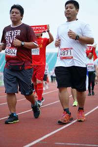 BIB: 4804, 8017, 4871
                            <button type="button" onclick="openModal(5937367)" class="btn btn-primary btn-sm float-right btn-popup" data-toggle="modal" data-target=".modal-high-quality">
                        <i class="fas fa-shopping-cart"></i> Add to Cart
                    </button>
                                            <button type="button" onclick="isThisMe(5937367, true)" class="btn btn-success btn-sm float-right btn-popup btn-isme hidden" data-toggle="tooltip" data-placement="bottom" title="นี่คือรูปของคุณใช่ไหม คลิกที่นี่เพื่อเอาเข้าอัลบั้ม">
                        <i class="fas fa-plus"></i> Add to album
                    </button>
                    <button type="button" onclick="isThisMe(5937367, false)" class="btn btn-warning btn-sm float-right btn-popup btn-isnotme hidden">
                        <i class="fas fa-ban"></i> Remove from album
                    </button>