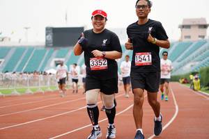 BIB: 1541, 3352
                            <button type="button" onclick="openModal(6026146)" class="btn btn-primary btn-sm float-right btn-popup" data-toggle="modal" data-target=".modal-high-quality">
                        <i class="fas fa-shopping-cart"></i> Add to Cart
                    </button>
                                            <button type="button" onclick="isThisMe(6026146, true)" class="btn btn-success btn-sm float-right btn-popup btn-isme hidden" data-toggle="tooltip" data-placement="bottom" title="นี่คือรูปของคุณใช่ไหม คลิกที่นี่เพื่อเอาเข้าอัลบั้ม">
                        <i class="fas fa-plus"></i> Add to album
                    </button>
                    <button type="button" onclick="isThisMe(6026146, false)" class="btn btn-warning btn-sm float-right btn-popup btn-isnotme hidden">
                        <i class="fas fa-ban"></i> Remove from album
                    </button>