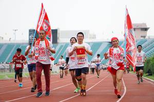 BIB: 3166, 483
                            <button type="button" onclick="openModal(6020700)" class="btn btn-primary btn-sm float-right btn-popup" data-toggle="modal" data-target=".modal-high-quality">
                        <i class="fas fa-shopping-cart"></i> Add to Cart
                    </button>
                                            <button type="button" onclick="isThisMe(6020700, true)" class="btn btn-success btn-sm float-right btn-popup btn-isme hidden" data-toggle="tooltip" data-placement="bottom" title="นี่คือรูปของคุณใช่ไหม คลิกที่นี่เพื่อเอาเข้าอัลบั้ม">
                        <i class="fas fa-plus"></i> Add to album
                    </button>
                    <button type="button" onclick="isThisMe(6020700, false)" class="btn btn-warning btn-sm float-right btn-popup btn-isnotme hidden">
                        <i class="fas fa-ban"></i> Remove from album
                    </button>