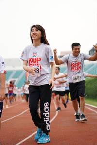 BIB: 
                            <button type="button" onclick="openModal(6021342)" class="btn btn-primary btn-sm float-right btn-popup" data-toggle="modal" data-target=".modal-high-quality">
                        <i class="fas fa-shopping-cart"></i> Add to Cart
                    </button>
                                            <button type="button" onclick="isThisMe(6021342, true)" class="btn btn-success btn-sm float-right btn-popup btn-isme hidden" data-toggle="tooltip" data-placement="bottom" title="นี่คือรูปของคุณใช่ไหม คลิกที่นี่เพื่อเอาเข้าอัลบั้ม">
                        <i class="fas fa-plus"></i> Add to album
                    </button>
                    <button type="button" onclick="isThisMe(6021342, false)" class="btn btn-warning btn-sm float-right btn-popup btn-isnotme hidden">
                        <i class="fas fa-ban"></i> Remove from album
                    </button>