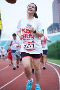 BIB: 5271
                            <button type="button" onclick="openModal(5936450)" class="btn btn-primary btn-sm float-right btn-popup" data-toggle="modal" data-target=".modal-high-quality">
                        <i class="fas fa-shopping-cart"></i> Add to Cart
                    </button>
                                            <button type="button" onclick="isThisMe(5936450, true)" class="btn btn-success btn-sm float-right btn-popup btn-isme hidden" data-toggle="tooltip" data-placement="bottom" title="นี่คือรูปของคุณใช่ไหม คลิกที่นี่เพื่อเอาเข้าอัลบั้ม">
                        <i class="fas fa-plus"></i> Add to album
                    </button>
                    <button type="button" onclick="isThisMe(5936450, false)" class="btn btn-warning btn-sm float-right btn-popup btn-isnotme hidden">
                        <i class="fas fa-ban"></i> Remove from album
                    </button>