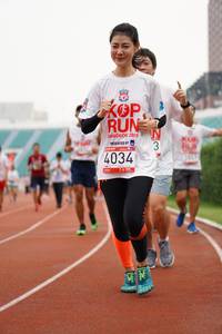 BIB: 2019, 4034
                            <button type="button" onclick="openModal(5941558)" class="btn btn-primary btn-sm float-right btn-popup" data-toggle="modal" data-target=".modal-high-quality">
                        <i class="fas fa-shopping-cart"></i> Add to Cart
                    </button>
                                            <button type="button" onclick="isThisMe(5941558, true)" class="btn btn-success btn-sm float-right btn-popup btn-isme hidden" data-toggle="tooltip" data-placement="bottom" title="นี่คือรูปของคุณใช่ไหม คลิกที่นี่เพื่อเอาเข้าอัลบั้ม">
                        <i class="fas fa-plus"></i> Add to album
                    </button>
                    <button type="button" onclick="isThisMe(5941558, false)" class="btn btn-warning btn-sm float-right btn-popup btn-isnotme hidden">
                        <i class="fas fa-ban"></i> Remove from album
                    </button>