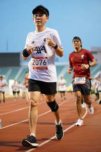 BIB: 2076, 3874
                            <button type="button" onclick="openModal(5933888)" class="btn btn-primary btn-sm float-right btn-popup" data-toggle="modal" data-target=".modal-high-quality">
                        <i class="fas fa-shopping-cart"></i> Add to Cart
                    </button>
                                            <button type="button" onclick="isThisMe(5933888, true)" class="btn btn-success btn-sm float-right btn-popup btn-isme hidden" data-toggle="tooltip" data-placement="bottom" title="นี่คือรูปของคุณใช่ไหม คลิกที่นี่เพื่อเอาเข้าอัลบั้ม">
                        <i class="fas fa-plus"></i> Add to album
                    </button>
                    <button type="button" onclick="isThisMe(5933888, false)" class="btn btn-warning btn-sm float-right btn-popup btn-isnotme hidden">
                        <i class="fas fa-ban"></i> Remove from album
                    </button>