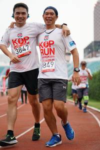 BIB: 3847, 2013, 849
                            <button type="button" onclick="openModal(5941586)" class="btn btn-primary btn-sm float-right btn-popup" data-toggle="modal" data-target=".modal-high-quality">
                        <i class="fas fa-shopping-cart"></i> Add to Cart
                    </button>
                                            <button type="button" onclick="isThisMe(5941586, true)" class="btn btn-success btn-sm float-right btn-popup btn-isme hidden" data-toggle="tooltip" data-placement="bottom" title="นี่คือรูปของคุณใช่ไหม คลิกที่นี่เพื่อเอาเข้าอัลบั้ม">
                        <i class="fas fa-plus"></i> Add to album
                    </button>
                    <button type="button" onclick="isThisMe(5941586, false)" class="btn btn-warning btn-sm float-right btn-popup btn-isnotme hidden">
                        <i class="fas fa-ban"></i> Remove from album
                    </button>