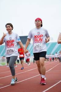 BIB: 2019, 201, 7173, 7174
                            <button type="button" onclick="openModal(5937447)" class="btn btn-primary btn-sm float-right btn-popup" data-toggle="modal" data-target=".modal-high-quality">
                        <i class="fas fa-shopping-cart"></i> Add to Cart
                    </button>
                                            <button type="button" onclick="isThisMe(5937447, true)" class="btn btn-success btn-sm float-right btn-popup btn-isme hidden" data-toggle="tooltip" data-placement="bottom" title="นี่คือรูปของคุณใช่ไหม คลิกที่นี่เพื่อเอาเข้าอัลบั้ม">
                        <i class="fas fa-plus"></i> Add to album
                    </button>
                    <button type="button" onclick="isThisMe(5937447, false)" class="btn btn-warning btn-sm float-right btn-popup btn-isnotme hidden">
                        <i class="fas fa-ban"></i> Remove from album
                    </button>