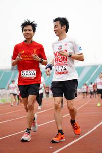 BIB: 174, 219, 5596
                            <button type="button" onclick="openModal(5940583)" class="btn btn-primary btn-sm float-right btn-popup" data-toggle="modal" data-target=".modal-high-quality">
                        <i class="fas fa-shopping-cart"></i> Add to Cart
                    </button>
                                            <button type="button" onclick="isThisMe(5940583, true)" class="btn btn-success btn-sm float-right btn-popup btn-isme hidden" data-toggle="tooltip" data-placement="bottom" title="นี่คือรูปของคุณใช่ไหม คลิกที่นี่เพื่อเอาเข้าอัลบั้ม">
                        <i class="fas fa-plus"></i> Add to album
                    </button>
                    <button type="button" onclick="isThisMe(5940583, false)" class="btn btn-warning btn-sm float-right btn-popup btn-isnotme hidden">
                        <i class="fas fa-ban"></i> Remove from album
                    </button>