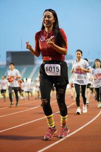 BIB: 6015, 033
                            <button type="button" onclick="openModal(5934209)" class="btn btn-primary btn-sm float-right btn-popup" data-toggle="modal" data-target=".modal-high-quality">
                        <i class="fas fa-shopping-cart"></i> Add to Cart
                    </button>
                                            <button type="button" onclick="isThisMe(5934209, true)" class="btn btn-success btn-sm float-right btn-popup btn-isme hidden" data-toggle="tooltip" data-placement="bottom" title="นี่คือรูปของคุณใช่ไหม คลิกที่นี่เพื่อเอาเข้าอัลบั้ม">
                        <i class="fas fa-plus"></i> Add to album
                    </button>
                    <button type="button" onclick="isThisMe(5934209, false)" class="btn btn-warning btn-sm float-right btn-popup btn-isnotme hidden">
                        <i class="fas fa-ban"></i> Remove from album
                    </button>