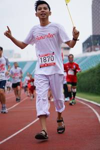 BIB: 1870
                            <button type="button" onclick="openModal(5937957)" class="btn btn-primary btn-sm float-right btn-popup" data-toggle="modal" data-target=".modal-high-quality">
                        <i class="fas fa-shopping-cart"></i> Add to Cart
                    </button>
                                            <button type="button" onclick="isThisMe(5937957, true)" class="btn btn-success btn-sm float-right btn-popup btn-isme hidden" data-toggle="tooltip" data-placement="bottom" title="นี่คือรูปของคุณใช่ไหม คลิกที่นี่เพื่อเอาเข้าอัลบั้ม">
                        <i class="fas fa-plus"></i> Add to album
                    </button>
                    <button type="button" onclick="isThisMe(5937957, false)" class="btn btn-warning btn-sm float-right btn-popup btn-isnotme hidden">
                        <i class="fas fa-ban"></i> Remove from album
                    </button>