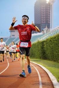 BIB: 1068
                            <button type="button" onclick="openModal(5934466)" class="btn btn-primary btn-sm float-right btn-popup" data-toggle="modal" data-target=".modal-high-quality">
                        <i class="fas fa-shopping-cart"></i> Add to Cart
                    </button>
                                            <button type="button" onclick="isThisMe(5934466, true)" class="btn btn-success btn-sm float-right btn-popup btn-isme hidden" data-toggle="tooltip" data-placement="bottom" title="นี่คือรูปของคุณใช่ไหม คลิกที่นี่เพื่อเอาเข้าอัลบั้ม">
                        <i class="fas fa-plus"></i> Add to album
                    </button>
                    <button type="button" onclick="isThisMe(5934466, false)" class="btn btn-warning btn-sm float-right btn-popup btn-isnotme hidden">
                        <i class="fas fa-ban"></i> Remove from album
                    </button>