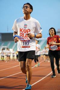 BIB: 201, 2197, 6770
                            <button type="button" onclick="openModal(5934108)" class="btn btn-primary btn-sm float-right btn-popup" data-toggle="modal" data-target=".modal-high-quality">
                        <i class="fas fa-shopping-cart"></i> Add to Cart
                    </button>
                                            <button type="button" onclick="isThisMe(5934108, true)" class="btn btn-success btn-sm float-right btn-popup btn-isme hidden" data-toggle="tooltip" data-placement="bottom" title="นี่คือรูปของคุณใช่ไหม คลิกที่นี่เพื่อเอาเข้าอัลบั้ม">
                        <i class="fas fa-plus"></i> Add to album
                    </button>
                    <button type="button" onclick="isThisMe(5934108, false)" class="btn btn-warning btn-sm float-right btn-popup btn-isnotme hidden">
                        <i class="fas fa-ban"></i> Remove from album
                    </button>