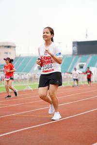 BIB: 388
                            <button type="button" onclick="openModal(6026284)" class="btn btn-primary btn-sm float-right btn-popup" data-toggle="modal" data-target=".modal-high-quality">
                        <i class="fas fa-shopping-cart"></i> Add to Cart
                    </button>
                                            <button type="button" onclick="isThisMe(6026284, true)" class="btn btn-success btn-sm float-right btn-popup btn-isme hidden" data-toggle="tooltip" data-placement="bottom" title="นี่คือรูปของคุณใช่ไหม คลิกที่นี่เพื่อเอาเข้าอัลบั้ม">
                        <i class="fas fa-plus"></i> Add to album
                    </button>
                    <button type="button" onclick="isThisMe(6026284, false)" class="btn btn-warning btn-sm float-right btn-popup btn-isnotme hidden">
                        <i class="fas fa-ban"></i> Remove from album
                    </button>