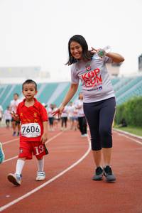 BIB: 201, 7606
                            <button type="button" onclick="openModal(5939501)" class="btn btn-primary btn-sm float-right btn-popup" data-toggle="modal" data-target=".modal-high-quality">
                        <i class="fas fa-shopping-cart"></i> Add to Cart
                    </button>
                                            <button type="button" onclick="isThisMe(5939501, true)" class="btn btn-success btn-sm float-right btn-popup btn-isme hidden" data-toggle="tooltip" data-placement="bottom" title="นี่คือรูปของคุณใช่ไหม คลิกที่นี่เพื่อเอาเข้าอัลบั้ม">
                        <i class="fas fa-plus"></i> Add to album
                    </button>
                    <button type="button" onclick="isThisMe(5939501, false)" class="btn btn-warning btn-sm float-right btn-popup btn-isnotme hidden">
                        <i class="fas fa-ban"></i> Remove from album
                    </button>