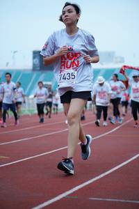 BIB: 7435
                            <button type="button" onclick="openModal(5935282)" class="btn btn-primary btn-sm float-right btn-popup" data-toggle="modal" data-target=".modal-high-quality">
                        <i class="fas fa-shopping-cart"></i> Add to Cart
                    </button>
                                            <button type="button" onclick="isThisMe(5935282, true)" class="btn btn-success btn-sm float-right btn-popup btn-isme hidden" data-toggle="tooltip" data-placement="bottom" title="นี่คือรูปของคุณใช่ไหม คลิกที่นี่เพื่อเอาเข้าอัลบั้ม">
                        <i class="fas fa-plus"></i> Add to album
                    </button>
                    <button type="button" onclick="isThisMe(5935282, false)" class="btn btn-warning btn-sm float-right btn-popup btn-isnotme hidden">
                        <i class="fas fa-ban"></i> Remove from album
                    </button>