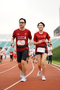 BIB: 1742, 2693
                            <button type="button" onclick="openModal(6026671)" class="btn btn-primary btn-sm float-right btn-popup" data-toggle="modal" data-target=".modal-high-quality">
                        <i class="fas fa-shopping-cart"></i> Add to Cart
                    </button>
                                            <button type="button" onclick="isThisMe(6026671, true)" class="btn btn-success btn-sm float-right btn-popup btn-isme hidden" data-toggle="tooltip" data-placement="bottom" title="นี่คือรูปของคุณใช่ไหม คลิกที่นี่เพื่อเอาเข้าอัลบั้ม">
                        <i class="fas fa-plus"></i> Add to album
                    </button>
                    <button type="button" onclick="isThisMe(6026671, false)" class="btn btn-warning btn-sm float-right btn-popup btn-isnotme hidden">
                        <i class="fas fa-ban"></i> Remove from album
                    </button>