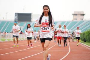 BIB: 4369
                            <button type="button" onclick="openModal(5940818)" class="btn btn-primary btn-sm float-right btn-popup" data-toggle="modal" data-target=".modal-high-quality">
                        <i class="fas fa-shopping-cart"></i> Add to Cart
                    </button>
                                            <button type="button" onclick="isThisMe(5940818, true)" class="btn btn-success btn-sm float-right btn-popup btn-isme hidden" data-toggle="tooltip" data-placement="bottom" title="นี่คือรูปของคุณใช่ไหม คลิกที่นี่เพื่อเอาเข้าอัลบั้ม">
                        <i class="fas fa-plus"></i> Add to album
                    </button>
                    <button type="button" onclick="isThisMe(5940818, false)" class="btn btn-warning btn-sm float-right btn-popup btn-isnotme hidden">
                        <i class="fas fa-ban"></i> Remove from album
                    </button>