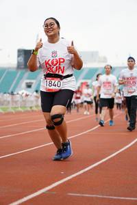 BIB: 1840
                            <button type="button" onclick="openModal(6026864)" class="btn btn-primary btn-sm float-right btn-popup" data-toggle="modal" data-target=".modal-high-quality">
                        <i class="fas fa-shopping-cart"></i> Add to Cart
                    </button>
                                            <button type="button" onclick="isThisMe(6026864, true)" class="btn btn-success btn-sm float-right btn-popup btn-isme hidden" data-toggle="tooltip" data-placement="bottom" title="นี่คือรูปของคุณใช่ไหม คลิกที่นี่เพื่อเอาเข้าอัลบั้ม">
                        <i class="fas fa-plus"></i> Add to album
                    </button>
                    <button type="button" onclick="isThisMe(6026864, false)" class="btn btn-warning btn-sm float-right btn-popup btn-isnotme hidden">
                        <i class="fas fa-ban"></i> Remove from album
                    </button>