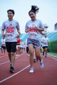 BIB: 7975, 7974
                            <button type="button" onclick="openModal(5935599)" class="btn btn-primary btn-sm float-right btn-popup" data-toggle="modal" data-target=".modal-high-quality">
                        <i class="fas fa-shopping-cart"></i> Add to Cart
                    </button>
                                            <button type="button" onclick="isThisMe(5935599, true)" class="btn btn-success btn-sm float-right btn-popup btn-isme hidden" data-toggle="tooltip" data-placement="bottom" title="นี่คือรูปของคุณใช่ไหม คลิกที่นี่เพื่อเอาเข้าอัลบั้ม">
                        <i class="fas fa-plus"></i> Add to album
                    </button>
                    <button type="button" onclick="isThisMe(5935599, false)" class="btn btn-warning btn-sm float-right btn-popup btn-isnotme hidden">
                        <i class="fas fa-ban"></i> Remove from album
                    </button>