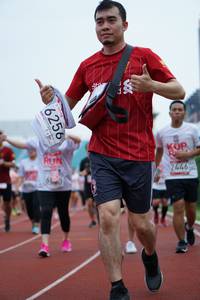 BIB: 6256
                            <button type="button" onclick="openModal(5938119)" class="btn btn-primary btn-sm float-right btn-popup" data-toggle="modal" data-target=".modal-high-quality">
                        <i class="fas fa-shopping-cart"></i> Add to Cart
                    </button>
                                            <button type="button" onclick="isThisMe(5938119, true)" class="btn btn-success btn-sm float-right btn-popup btn-isme hidden" data-toggle="tooltip" data-placement="bottom" title="นี่คือรูปของคุณใช่ไหม คลิกที่นี่เพื่อเอาเข้าอัลบั้ม">
                        <i class="fas fa-plus"></i> Add to album
                    </button>
                    <button type="button" onclick="isThisMe(5938119, false)" class="btn btn-warning btn-sm float-right btn-popup btn-isnotme hidden">
                        <i class="fas fa-ban"></i> Remove from album
                    </button>