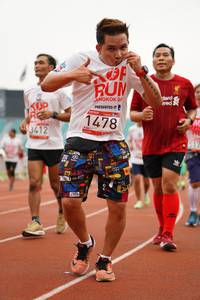 BIB: 3412, 1478
                            <button type="button" onclick="openModal(6025940)" class="btn btn-primary btn-sm float-right btn-popup" data-toggle="modal" data-target=".modal-high-quality">
                        <i class="fas fa-shopping-cart"></i> Add to Cart
                    </button>
                                            <button type="button" onclick="isThisMe(6025940, true)" class="btn btn-success btn-sm float-right btn-popup btn-isme hidden" data-toggle="tooltip" data-placement="bottom" title="นี่คือรูปของคุณใช่ไหม คลิกที่นี่เพื่อเอาเข้าอัลบั้ม">
                        <i class="fas fa-plus"></i> Add to album
                    </button>
                    <button type="button" onclick="isThisMe(6025940, false)" class="btn btn-warning btn-sm float-right btn-popup btn-isnotme hidden">
                        <i class="fas fa-ban"></i> Remove from album
                    </button>