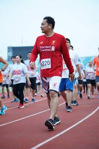 BIB: 6220, 926
                            <button type="button" onclick="openModal(5936425)" class="btn btn-primary btn-sm float-right btn-popup" data-toggle="modal" data-target=".modal-high-quality">
                        <i class="fas fa-shopping-cart"></i> Add to Cart
                    </button>
                                            <button type="button" onclick="isThisMe(5936425, true)" class="btn btn-success btn-sm float-right btn-popup btn-isme hidden" data-toggle="tooltip" data-placement="bottom" title="นี่คือรูปของคุณใช่ไหม คลิกที่นี่เพื่อเอาเข้าอัลบั้ม">
                        <i class="fas fa-plus"></i> Add to album
                    </button>
                    <button type="button" onclick="isThisMe(5936425, false)" class="btn btn-warning btn-sm float-right btn-popup btn-isnotme hidden">
                        <i class="fas fa-ban"></i> Remove from album
                    </button>