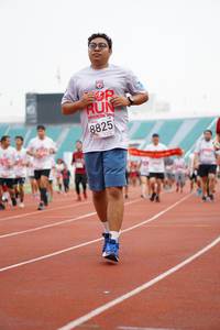 BIB: 8825
                            <button type="button" onclick="openModal(5940338)" class="btn btn-primary btn-sm float-right btn-popup" data-toggle="modal" data-target=".modal-high-quality">
                        <i class="fas fa-shopping-cart"></i> Add to Cart
                    </button>
                                            <button type="button" onclick="isThisMe(5940338, true)" class="btn btn-success btn-sm float-right btn-popup btn-isme hidden" data-toggle="tooltip" data-placement="bottom" title="นี่คือรูปของคุณใช่ไหม คลิกที่นี่เพื่อเอาเข้าอัลบั้ม">
                        <i class="fas fa-plus"></i> Add to album
                    </button>
                    <button type="button" onclick="isThisMe(5940338, false)" class="btn btn-warning btn-sm float-right btn-popup btn-isnotme hidden">
                        <i class="fas fa-ban"></i> Remove from album
                    </button>