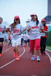 BIB: 6293, 6295, 6294
                            <button type="button" onclick="openModal(5935356)" class="btn btn-primary btn-sm float-right btn-popup" data-toggle="modal" data-target=".modal-high-quality">
                        <i class="fas fa-shopping-cart"></i> Add to Cart
                    </button>
                                            <button type="button" onclick="isThisMe(5935356, true)" class="btn btn-success btn-sm float-right btn-popup btn-isme hidden" data-toggle="tooltip" data-placement="bottom" title="นี่คือรูปของคุณใช่ไหม คลิกที่นี่เพื่อเอาเข้าอัลบั้ม">
                        <i class="fas fa-plus"></i> Add to album
                    </button>
                    <button type="button" onclick="isThisMe(5935356, false)" class="btn btn-warning btn-sm float-right btn-popup btn-isnotme hidden">
                        <i class="fas fa-ban"></i> Remove from album
                    </button>