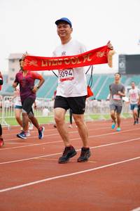 BIB: 5094
                            <button type="button" onclick="openModal(5940426)" class="btn btn-primary btn-sm float-right btn-popup" data-toggle="modal" data-target=".modal-high-quality">
                        <i class="fas fa-shopping-cart"></i> Add to Cart
                    </button>
                                            <button type="button" onclick="isThisMe(5940426, true)" class="btn btn-success btn-sm float-right btn-popup btn-isme hidden" data-toggle="tooltip" data-placement="bottom" title="นี่คือรูปของคุณใช่ไหม คลิกที่นี่เพื่อเอาเข้าอัลบั้ม">
                        <i class="fas fa-plus"></i> Add to album
                    </button>
                    <button type="button" onclick="isThisMe(5940426, false)" class="btn btn-warning btn-sm float-right btn-popup btn-isnotme hidden">
                        <i class="fas fa-ban"></i> Remove from album
                    </button>