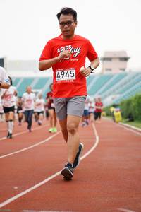 BIB: 4945
                            <button type="button" onclick="openModal(5940313)" class="btn btn-primary btn-sm float-right btn-popup" data-toggle="modal" data-target=".modal-high-quality">
                        <i class="fas fa-shopping-cart"></i> Add to Cart
                    </button>
                                            <button type="button" onclick="isThisMe(5940313, true)" class="btn btn-success btn-sm float-right btn-popup btn-isme hidden" data-toggle="tooltip" data-placement="bottom" title="นี่คือรูปของคุณใช่ไหม คลิกที่นี่เพื่อเอาเข้าอัลบั้ม">
                        <i class="fas fa-plus"></i> Add to album
                    </button>
                    <button type="button" onclick="isThisMe(5940313, false)" class="btn btn-warning btn-sm float-right btn-popup btn-isnotme hidden">
                        <i class="fas fa-ban"></i> Remove from album
                    </button>