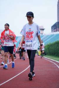 BIB: 2499, 8665
                            <button type="button" onclick="openModal(5936318)" class="btn btn-primary btn-sm float-right btn-popup" data-toggle="modal" data-target=".modal-high-quality">
                        <i class="fas fa-shopping-cart"></i> Add to Cart
                    </button>
                                            <button type="button" onclick="isThisMe(5936318, true)" class="btn btn-success btn-sm float-right btn-popup btn-isme hidden" data-toggle="tooltip" data-placement="bottom" title="นี่คือรูปของคุณใช่ไหม คลิกที่นี่เพื่อเอาเข้าอัลบั้ม">
                        <i class="fas fa-plus"></i> Add to album
                    </button>
                    <button type="button" onclick="isThisMe(5936318, false)" class="btn btn-warning btn-sm float-right btn-popup btn-isnotme hidden">
                        <i class="fas fa-ban"></i> Remove from album
                    </button>