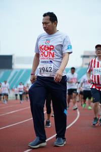 BIB: 7942, 794
                            <button type="button" onclick="openModal(5936221)" class="btn btn-primary btn-sm float-right btn-popup" data-toggle="modal" data-target=".modal-high-quality">
                        <i class="fas fa-shopping-cart"></i> Add to Cart
                    </button>
                                            <button type="button" onclick="isThisMe(5936221, true)" class="btn btn-success btn-sm float-right btn-popup btn-isme hidden" data-toggle="tooltip" data-placement="bottom" title="นี่คือรูปของคุณใช่ไหม คลิกที่นี่เพื่อเอาเข้าอัลบั้ม">
                        <i class="fas fa-plus"></i> Add to album
                    </button>
                    <button type="button" onclick="isThisMe(5936221, false)" class="btn btn-warning btn-sm float-right btn-popup btn-isnotme hidden">
                        <i class="fas fa-ban"></i> Remove from album
                    </button>