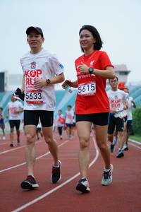 BIB: 5633, 5615
                            <button type="button" onclick="openModal(5937857)" class="btn btn-primary btn-sm float-right btn-popup" data-toggle="modal" data-target=".modal-high-quality">
                        <i class="fas fa-shopping-cart"></i> Add to Cart
                    </button>
                                            <button type="button" onclick="isThisMe(5937857, true)" class="btn btn-success btn-sm float-right btn-popup btn-isme hidden" data-toggle="tooltip" data-placement="bottom" title="นี่คือรูปของคุณใช่ไหม คลิกที่นี่เพื่อเอาเข้าอัลบั้ม">
                        <i class="fas fa-plus"></i> Add to album
                    </button>
                    <button type="button" onclick="isThisMe(5937857, false)" class="btn btn-warning btn-sm float-right btn-popup btn-isnotme hidden">
                        <i class="fas fa-ban"></i> Remove from album
                    </button>