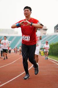 BIB: 4541
                            <button type="button" onclick="openModal(6021191)" class="btn btn-primary btn-sm float-right btn-popup" data-toggle="modal" data-target=".modal-high-quality">
                        <i class="fas fa-shopping-cart"></i> Add to Cart
                    </button>
                                            <button type="button" onclick="isThisMe(6021191, true)" class="btn btn-success btn-sm float-right btn-popup btn-isme hidden" data-toggle="tooltip" data-placement="bottom" title="นี่คือรูปของคุณใช่ไหม คลิกที่นี่เพื่อเอาเข้าอัลบั้ม">
                        <i class="fas fa-plus"></i> Add to album
                    </button>
                    <button type="button" onclick="isThisMe(6021191, false)" class="btn btn-warning btn-sm float-right btn-popup btn-isnotme hidden">
                        <i class="fas fa-ban"></i> Remove from album
                    </button>