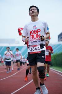 BIB: 201, 3644
                            <button type="button" onclick="openModal(5936140)" class="btn btn-primary btn-sm float-right btn-popup" data-toggle="modal" data-target=".modal-high-quality">
                        <i class="fas fa-shopping-cart"></i> Add to Cart
                    </button>
                                            <button type="button" onclick="isThisMe(5936140, true)" class="btn btn-success btn-sm float-right btn-popup btn-isme hidden" data-toggle="tooltip" data-placement="bottom" title="นี่คือรูปของคุณใช่ไหม คลิกที่นี่เพื่อเอาเข้าอัลบั้ม">
                        <i class="fas fa-plus"></i> Add to album
                    </button>
                    <button type="button" onclick="isThisMe(5936140, false)" class="btn btn-warning btn-sm float-right btn-popup btn-isnotme hidden">
                        <i class="fas fa-ban"></i> Remove from album
                    </button>