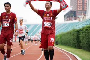 BIB: 3992, 2263, 4669
                            <button type="button" onclick="openModal(6026293)" class="btn btn-primary btn-sm float-right btn-popup" data-toggle="modal" data-target=".modal-high-quality">
                        <i class="fas fa-shopping-cart"></i> Add to Cart
                    </button>
                                            <button type="button" onclick="isThisMe(6026293, true)" class="btn btn-success btn-sm float-right btn-popup btn-isme hidden" data-toggle="tooltip" data-placement="bottom" title="นี่คือรูปของคุณใช่ไหม คลิกที่นี่เพื่อเอาเข้าอัลบั้ม">
                        <i class="fas fa-plus"></i> Add to album
                    </button>
                    <button type="button" onclick="isThisMe(6026293, false)" class="btn btn-warning btn-sm float-right btn-popup btn-isnotme hidden">
                        <i class="fas fa-ban"></i> Remove from album
                    </button>