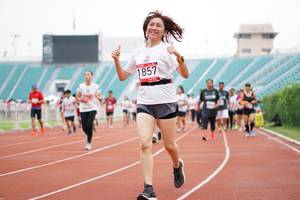 BIB: 1857
                            <button type="button" onclick="openModal(5940907)" class="btn btn-primary btn-sm float-right btn-popup" data-toggle="modal" data-target=".modal-high-quality">
                        <i class="fas fa-shopping-cart"></i> Add to Cart
                    </button>
                                            <button type="button" onclick="isThisMe(5940907, true)" class="btn btn-success btn-sm float-right btn-popup btn-isme hidden" data-toggle="tooltip" data-placement="bottom" title="นี่คือรูปของคุณใช่ไหม คลิกที่นี่เพื่อเอาเข้าอัลบั้ม">
                        <i class="fas fa-plus"></i> Add to album
                    </button>
                    <button type="button" onclick="isThisMe(5940907, false)" class="btn btn-warning btn-sm float-right btn-popup btn-isnotme hidden">
                        <i class="fas fa-ban"></i> Remove from album
                    </button>