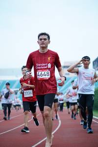 BIB: 4648, 7736
                            <button type="button" onclick="openModal(5935822)" class="btn btn-primary btn-sm float-right btn-popup" data-toggle="modal" data-target=".modal-high-quality">
                        <i class="fas fa-shopping-cart"></i> Add to Cart
                    </button>
                                            <button type="button" onclick="isThisMe(5935822, true)" class="btn btn-success btn-sm float-right btn-popup btn-isme hidden" data-toggle="tooltip" data-placement="bottom" title="นี่คือรูปของคุณใช่ไหม คลิกที่นี่เพื่อเอาเข้าอัลบั้ม">
                        <i class="fas fa-plus"></i> Add to album
                    </button>
                    <button type="button" onclick="isThisMe(5935822, false)" class="btn btn-warning btn-sm float-right btn-popup btn-isnotme hidden">
                        <i class="fas fa-ban"></i> Remove from album
                    </button>