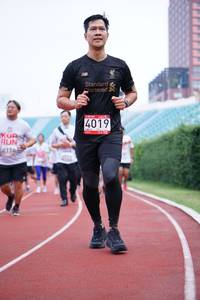 BIB: 4019, 118
                            <button type="button" onclick="openModal(5936872)" class="btn btn-primary btn-sm float-right btn-popup" data-toggle="modal" data-target=".modal-high-quality">
                        <i class="fas fa-shopping-cart"></i> Add to Cart
                    </button>
                                            <button type="button" onclick="isThisMe(5936872, true)" class="btn btn-success btn-sm float-right btn-popup btn-isme hidden" data-toggle="tooltip" data-placement="bottom" title="นี่คือรูปของคุณใช่ไหม คลิกที่นี่เพื่อเอาเข้าอัลบั้ม">
                        <i class="fas fa-plus"></i> Add to album
                    </button>
                    <button type="button" onclick="isThisMe(5936872, false)" class="btn btn-warning btn-sm float-right btn-popup btn-isnotme hidden">
                        <i class="fas fa-ban"></i> Remove from album
                    </button>