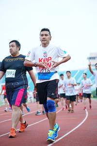 BIB: 7083
                            <button type="button" onclick="openModal(5937035)" class="btn btn-primary btn-sm float-right btn-popup" data-toggle="modal" data-target=".modal-high-quality">
                        <i class="fas fa-shopping-cart"></i> Add to Cart
                    </button>
                                            <button type="button" onclick="isThisMe(5937035, true)" class="btn btn-success btn-sm float-right btn-popup btn-isme hidden" data-toggle="tooltip" data-placement="bottom" title="นี่คือรูปของคุณใช่ไหม คลิกที่นี่เพื่อเอาเข้าอัลบั้ม">
                        <i class="fas fa-plus"></i> Add to album
                    </button>
                    <button type="button" onclick="isThisMe(5937035, false)" class="btn btn-warning btn-sm float-right btn-popup btn-isnotme hidden">
                        <i class="fas fa-ban"></i> Remove from album
                    </button>