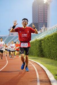 BIB: 1068
                            <button type="button" onclick="openModal(5934463)" class="btn btn-primary btn-sm float-right btn-popup" data-toggle="modal" data-target=".modal-high-quality">
                        <i class="fas fa-shopping-cart"></i> Add to Cart
                    </button>
                                            <button type="button" onclick="isThisMe(5934463, true)" class="btn btn-success btn-sm float-right btn-popup btn-isme hidden" data-toggle="tooltip" data-placement="bottom" title="นี่คือรูปของคุณใช่ไหม คลิกที่นี่เพื่อเอาเข้าอัลบั้ม">
                        <i class="fas fa-plus"></i> Add to album
                    </button>
                    <button type="button" onclick="isThisMe(5934463, false)" class="btn btn-warning btn-sm float-right btn-popup btn-isnotme hidden">
                        <i class="fas fa-ban"></i> Remove from album
                    </button>