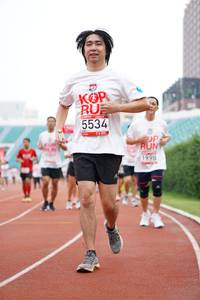 BIB: 5534, 1998
                            <button type="button" onclick="openModal(5941311)" class="btn btn-primary btn-sm float-right btn-popup" data-toggle="modal" data-target=".modal-high-quality">
                        <i class="fas fa-shopping-cart"></i> Add to Cart
                    </button>
                                            <button type="button" onclick="isThisMe(5941311, true)" class="btn btn-success btn-sm float-right btn-popup btn-isme hidden" data-toggle="tooltip" data-placement="bottom" title="นี่คือรูปของคุณใช่ไหม คลิกที่นี่เพื่อเอาเข้าอัลบั้ม">
                        <i class="fas fa-plus"></i> Add to album
                    </button>
                    <button type="button" onclick="isThisMe(5941311, false)" class="btn btn-warning btn-sm float-right btn-popup btn-isnotme hidden">
                        <i class="fas fa-ban"></i> Remove from album
                    </button>