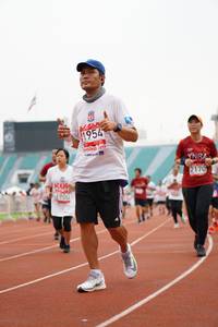 BIB: 1954, 2170, 1900
                            <button type="button" onclick="openModal(6024183)" class="btn btn-primary btn-sm float-right btn-popup" data-toggle="modal" data-target=".modal-high-quality">
                        <i class="fas fa-shopping-cart"></i> Add to Cart
                    </button>
                                            <button type="button" onclick="isThisMe(6024183, true)" class="btn btn-success btn-sm float-right btn-popup btn-isme hidden" data-toggle="tooltip" data-placement="bottom" title="นี่คือรูปของคุณใช่ไหม คลิกที่นี่เพื่อเอาเข้าอัลบั้ม">
                        <i class="fas fa-plus"></i> Add to album
                    </button>
                    <button type="button" onclick="isThisMe(6024183, false)" class="btn btn-warning btn-sm float-right btn-popup btn-isnotme hidden">
                        <i class="fas fa-ban"></i> Remove from album
                    </button>