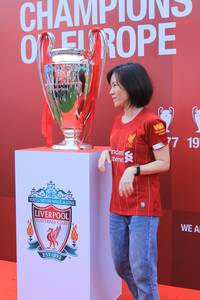 BIB: 1892
                            <button type="button" onclick="openModal(5888366)" class="btn btn-primary btn-sm float-right btn-popup" data-toggle="modal" data-target=".modal-high-quality">
                        <i class="fas fa-shopping-cart"></i> Add to Cart
                    </button>
                                            <button type="button" onclick="isThisMe(5888366, true)" class="btn btn-success btn-sm float-right btn-popup btn-isme hidden" data-toggle="tooltip" data-placement="bottom" title="นี่คือรูปของคุณใช่ไหม คลิกที่นี่เพื่อเอาเข้าอัลบั้ม">
                        <i class="fas fa-plus"></i> Add to album
                    </button>
                    <button type="button" onclick="isThisMe(5888366, false)" class="btn btn-warning btn-sm float-right btn-popup btn-isnotme hidden">
                        <i class="fas fa-ban"></i> Remove from album
                    </button>