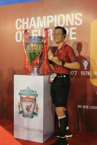 BIB: 977, 1978, 182
                            <button type="button" onclick="openModal(5880290)" class="btn btn-primary btn-sm float-right btn-popup" data-toggle="modal" data-target=".modal-high-quality">
                        <i class="fas fa-shopping-cart"></i> Add to Cart
                    </button>
                                            <button type="button" onclick="isThisMe(5880290, true)" class="btn btn-success btn-sm float-right btn-popup btn-isme hidden" data-toggle="tooltip" data-placement="bottom" title="นี่คือรูปของคุณใช่ไหม คลิกที่นี่เพื่อเอาเข้าอัลบั้ม">
                        <i class="fas fa-plus"></i> Add to album
                    </button>
                    <button type="button" onclick="isThisMe(5880290, false)" class="btn btn-warning btn-sm float-right btn-popup btn-isnotme hidden">
                        <i class="fas fa-ban"></i> Remove from album
                    </button>