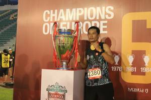 BIB: 1978, 1981, 1984, 2380
                            <button type="button" onclick="openModal(5878930)" class="btn btn-primary btn-sm float-right btn-popup" data-toggle="modal" data-target=".modal-high-quality">
                        <i class="fas fa-shopping-cart"></i> Add to Cart
                    </button>
                                            <button type="button" onclick="isThisMe(5878930, true)" class="btn btn-success btn-sm float-right btn-popup btn-isme hidden" data-toggle="tooltip" data-placement="bottom" title="นี่คือรูปของคุณใช่ไหม คลิกที่นี่เพื่อเอาเข้าอัลบั้ม">
                        <i class="fas fa-plus"></i> Add to album
                    </button>
                    <button type="button" onclick="isThisMe(5878930, false)" class="btn btn-warning btn-sm float-right btn-popup btn-isnotme hidden">
                        <i class="fas fa-ban"></i> Remove from album
                    </button>