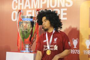 BIB: 1978, 198
                            <button type="button" onclick="openModal(5881081)" class="btn btn-primary btn-sm float-right btn-popup" data-toggle="modal" data-target=".modal-high-quality">
                        <i class="fas fa-shopping-cart"></i> Add to Cart
                    </button>
                                            <button type="button" onclick="isThisMe(5881081, true)" class="btn btn-success btn-sm float-right btn-popup btn-isme hidden" data-toggle="tooltip" data-placement="bottom" title="นี่คือรูปของคุณใช่ไหม คลิกที่นี่เพื่อเอาเข้าอัลบั้ม">
                        <i class="fas fa-plus"></i> Add to album
                    </button>
                    <button type="button" onclick="isThisMe(5881081, false)" class="btn btn-warning btn-sm float-right btn-popup btn-isnotme hidden">
                        <i class="fas fa-ban"></i> Remove from album
                    </button>